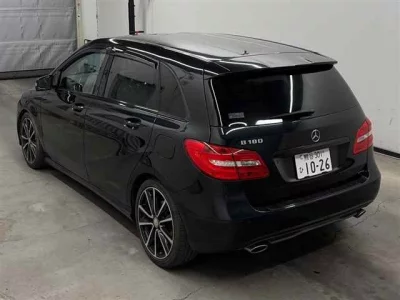 Mercedes-Benz B CLASS