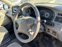 Toyota NOAH лот № 10209 оценка R  с аукциона в Японии 2