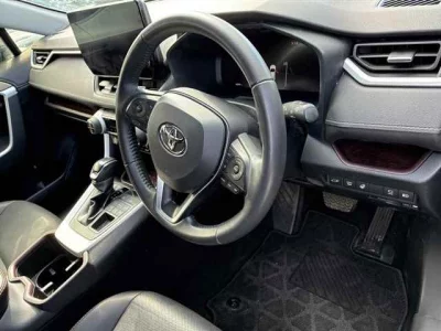 Toyota RAV4  с аукциона в Японии