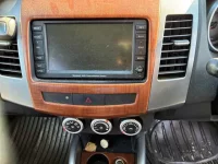 Mitsubishi OUTLANDER лот № 85157 оценка 3.5  с аукциона в Японии 5
