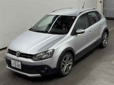 Volkswagen CROSS POLO