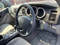 Toyota HILUX SURF лот № 85186 оценка 3  с аукциона в Японии 2