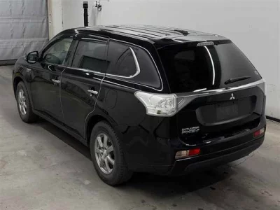 Mitsubishi OUTLANDER PHEV