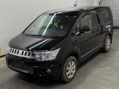 Mitsubishi DELICA D5  с аукциона в Японии