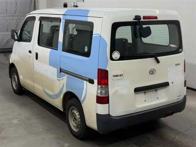 Toyota TOWN ACE VAN  с аукциона в Японии