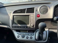 Honda STREAM лот № 90333 оценка 4  с аукциона в Японии 5