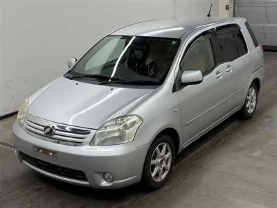 Toyota RAUM