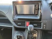 Toyota VOXY лот № 20371 оценка 4  с аукциона в Японии 5