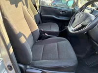 Toyota VOXY лот № 20371 оценка 4  с аукциона в Японии 6
