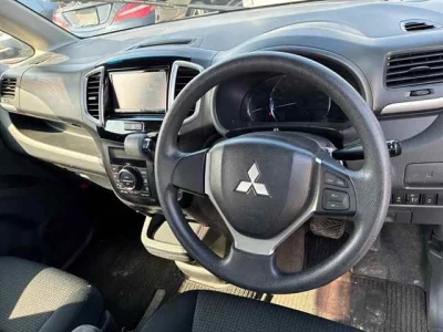 Mitsubishi DELICA D2