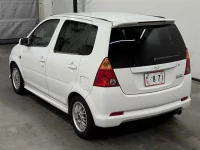 Daihatsu YRV лот № 85207 оценка 3.5  с аукциона в Японии 1