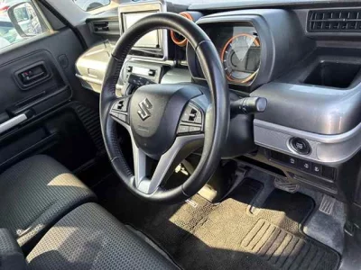 Suzuki SPACIA GEAR  с аукциона в Японии