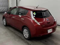 Nissan LEAF лот № 90297 оценка 4  с аукциона в Японии 1