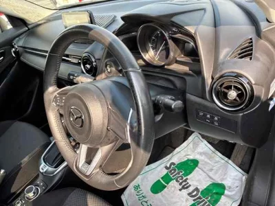 Mazda DEMIO  с аукциона в Японии