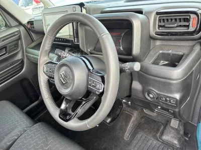 Suzuki SPACIA GEAR  с аукциона в Японии