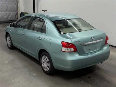 Toyota BELTA  с аукциона в Японии