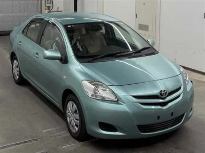 Toyota BELTA  с аукциона в Японии