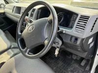 Toyota HIACE VAN лот № 20420 оценка 3.5  с аукциона в Японии 2