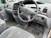Toyota ESTIMA лот № 90370 оценка 4  с аукциона в Японии 2