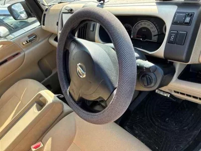 Nissan SERENA  с аукциона в Японии