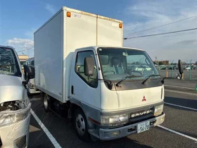 Mitsubishi Fuso Canter