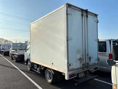 Mitsubishi Fuso Canter