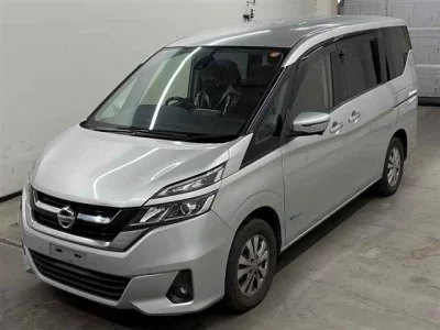 Nissan SERENA  с аукциона в Японии