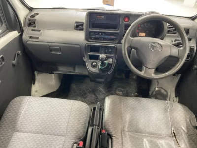 Toyota PIXIS VAN  с аукциона в Японии