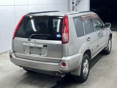 Nissan X-TRAIL  с аукциона в Японии