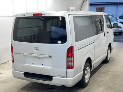 Toyota REGIUS ACE VAN