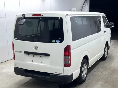 Toyota REGIUS ACE VAN