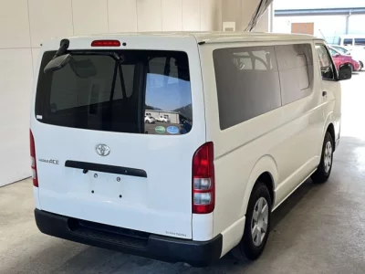 Toyota REGIUS ACE VAN