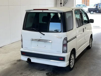 Daihatsu Atrai Wagon