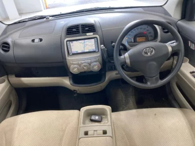 Toyota PASSO  с аукциона в Японии