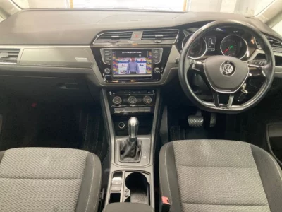 Volkswagen GOLF TOURAN