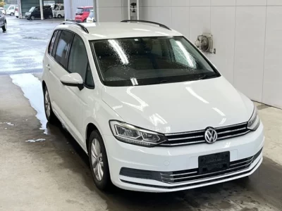 Volkswagen GOLF TOURAN