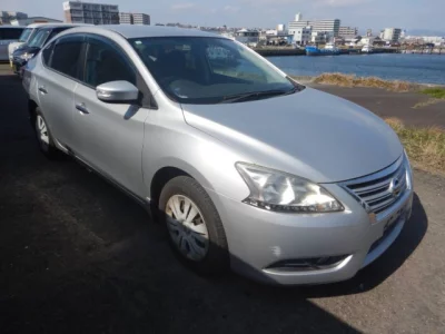 Nissan SYLPHY  с аукциона в Японии