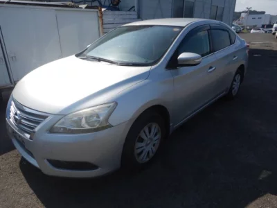 Nissan SYLPHY  с аукциона в Японии