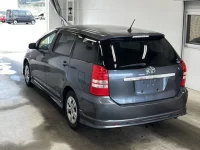 Toyota WISH лот № 3049 оценка R  с аукциона в Японии 4