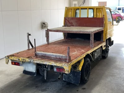 Mazda TITAN  с аукциона в Японии