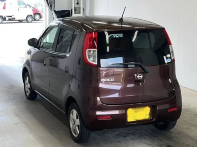 Nissan MOCO  с аукциона в Японии