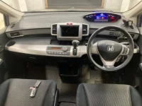 Honda FREED лот № 3010 оценка 3.5  с аукциона в Японии 2