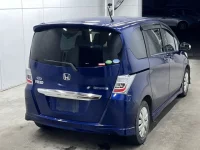 Honda FREED лот № 3010 оценка 3.5  с аукциона в Японии 1
