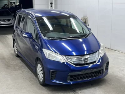 Honda FREED  с аукциона в Японии