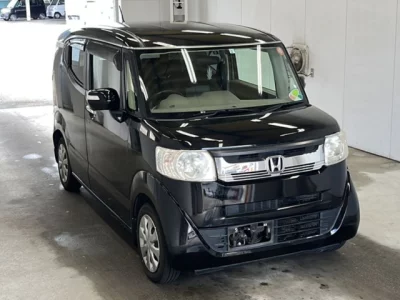 Honda N BOX SLASH