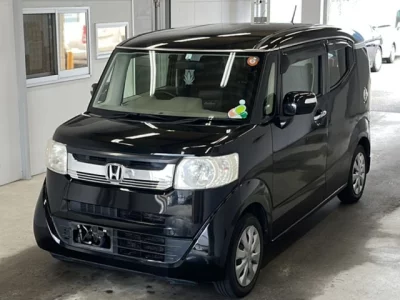 Honda N BOX SLASH