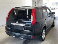 Nissan X-TRAIL лот № 3097 оценка R  с аукциона в Японии 1