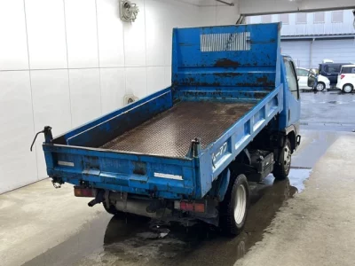 Mitsubishi Fuso Canter
