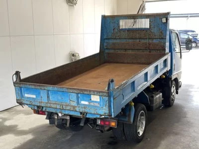 Mitsubishi Fuso Canter