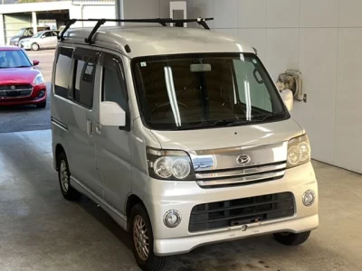 Daihatsu Atrai Wagon  с аукциона в Японии